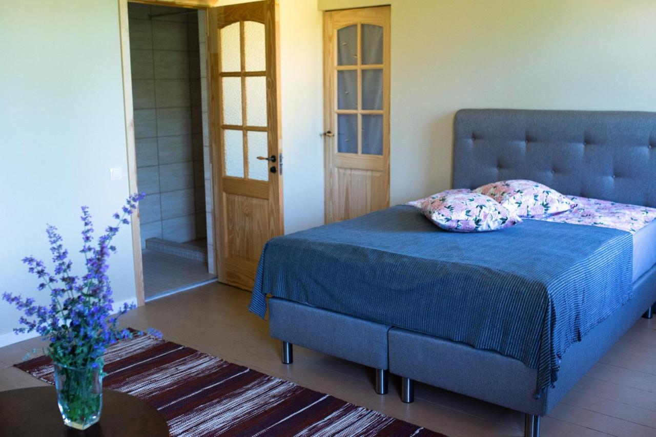 Livi Avat Apartment Ikla Luaran gambar