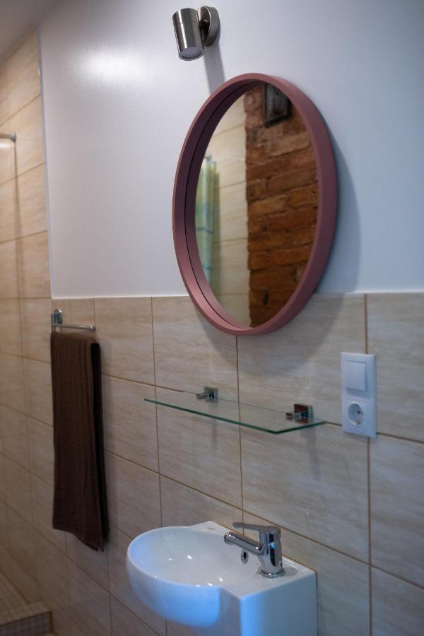 Livi Avat Apartment Ikla Luaran gambar